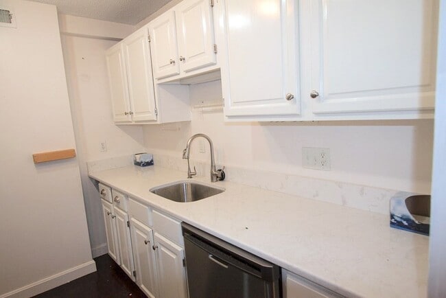 Foto del edificio - 1580 Massachusetts Ave