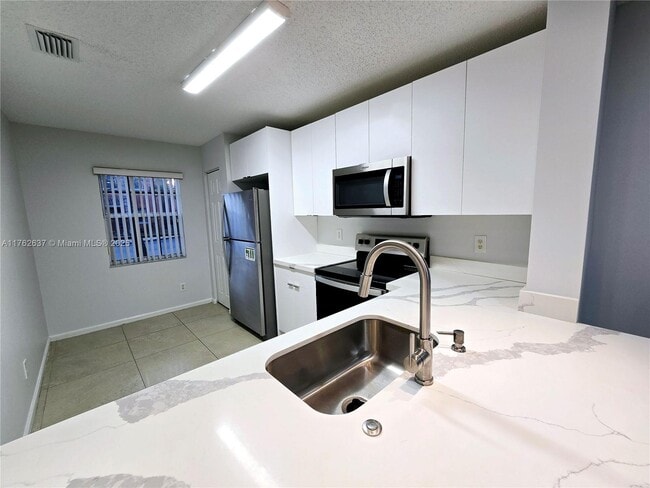 Building Photo - 4160 NW 67th Terrace
