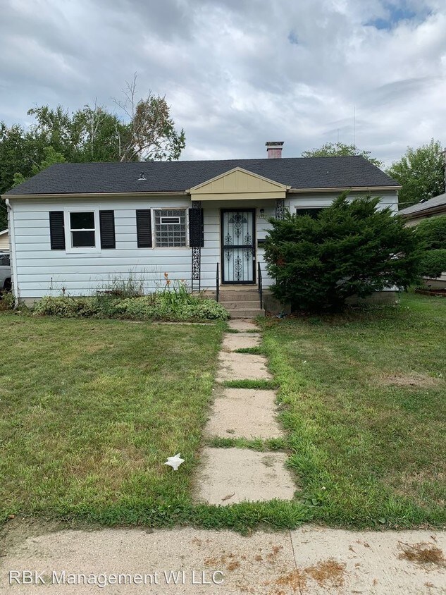 Primary Photo - 3 br, 1 bath House - 4731 N 48th St