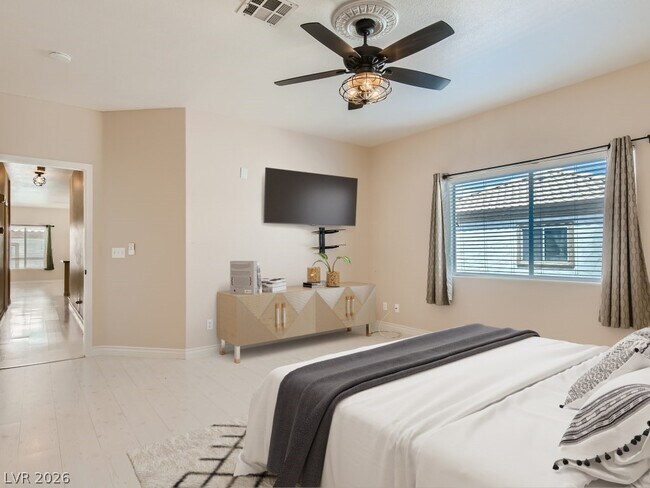 Building Photo - 6905 Squaw Mountain Dr