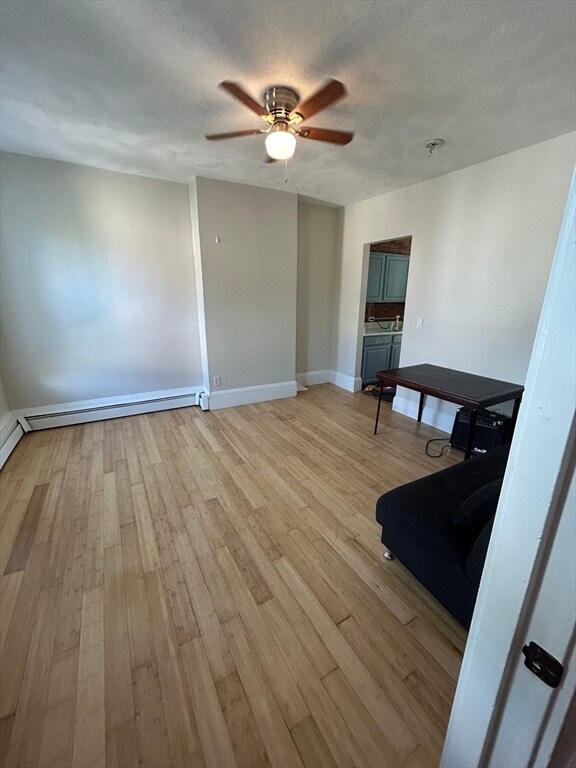 Foto del edificio - 38 Hawthorn Ct
