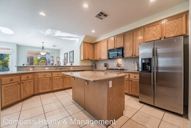 Building Photo - 6 br, 5.5 bath House - 8929 Glenistar Gate