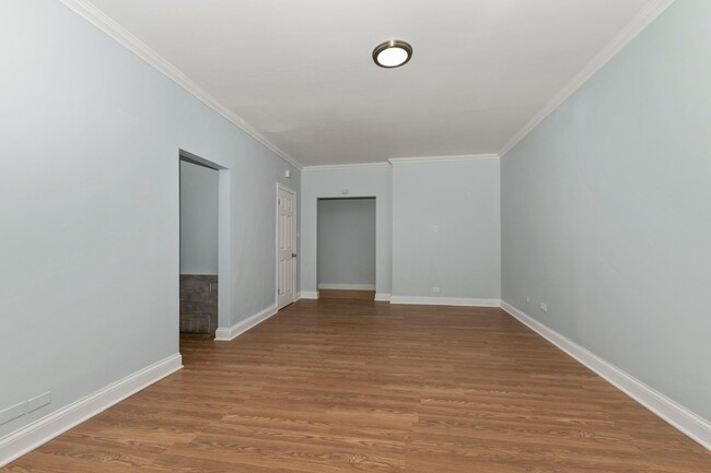 Building Photo - One Bedroom in South Shore Available Now!