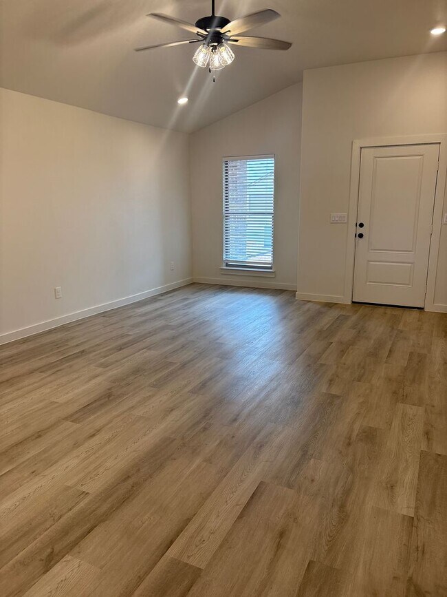 Foto del edificio - This Wont Last Long!!!