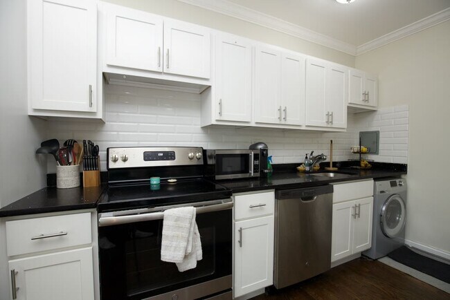 Foto del edificio - 3345 N Marshfield Ave