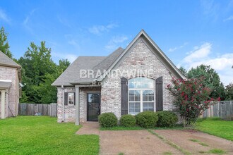 Building Photo - 9238 Lazzini Cove