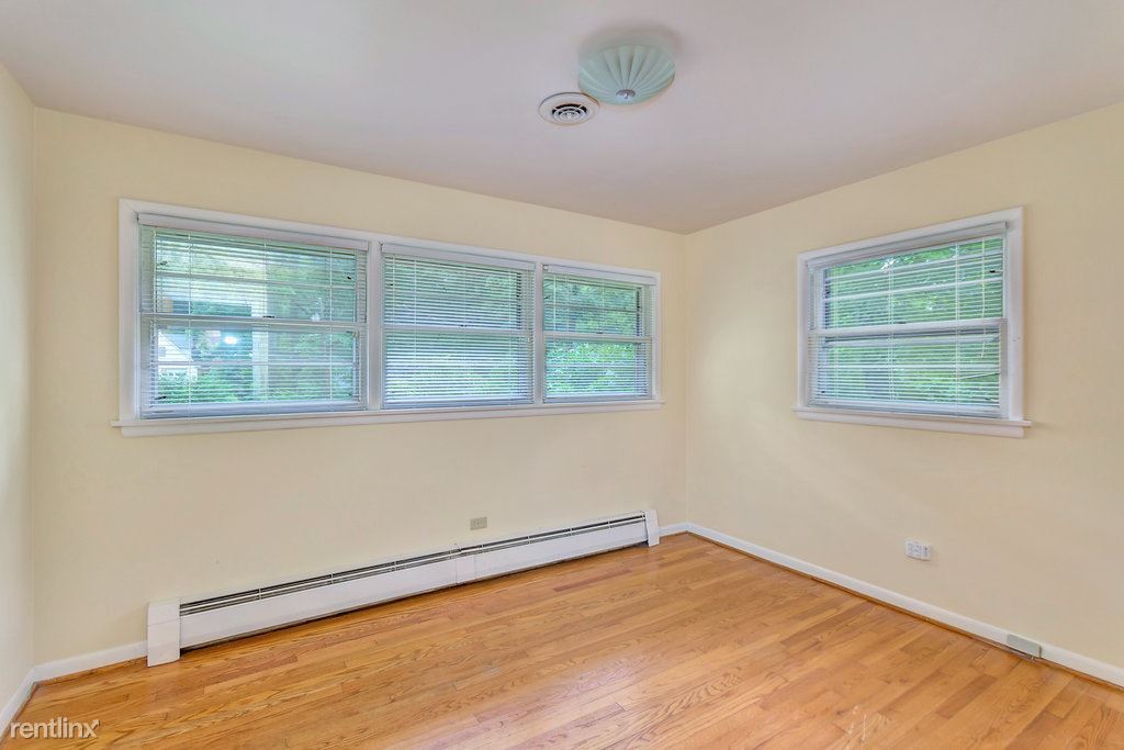 Primary Photo - 3 br, 2 bath House - 1704 Yorktown Drive
