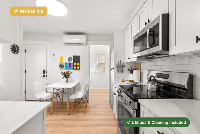 Foto del edificio - New RoostUp Furnished Private Bedroom with Private Bath near Savin Hill, Dorchester!