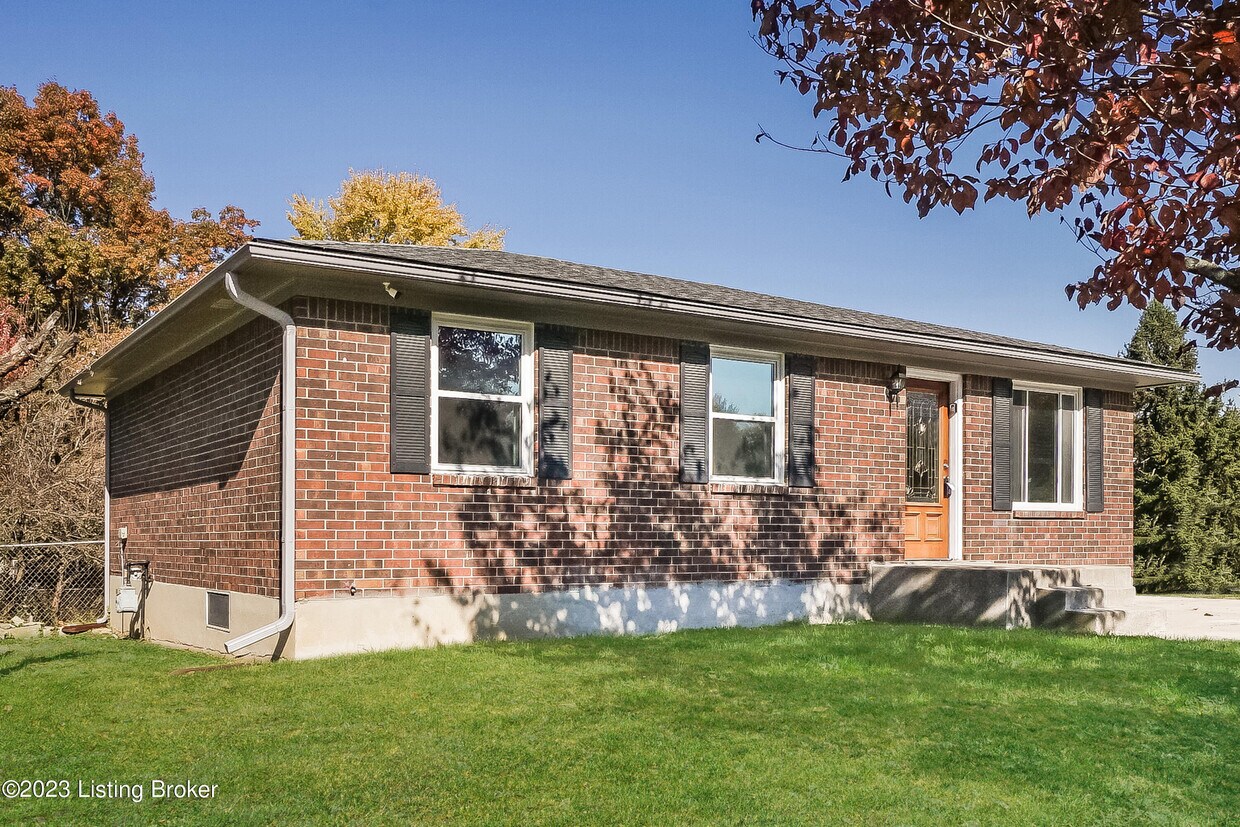 Primary Photo - 5611 Archtree Pl