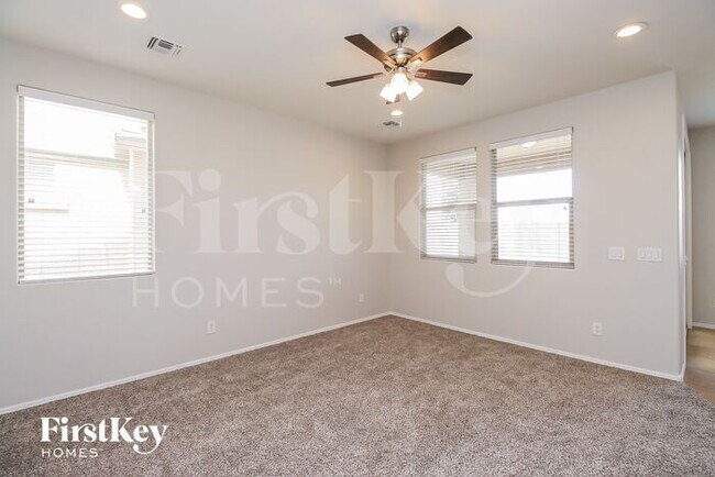 Building Photo - 31229 N Cavalier Drive