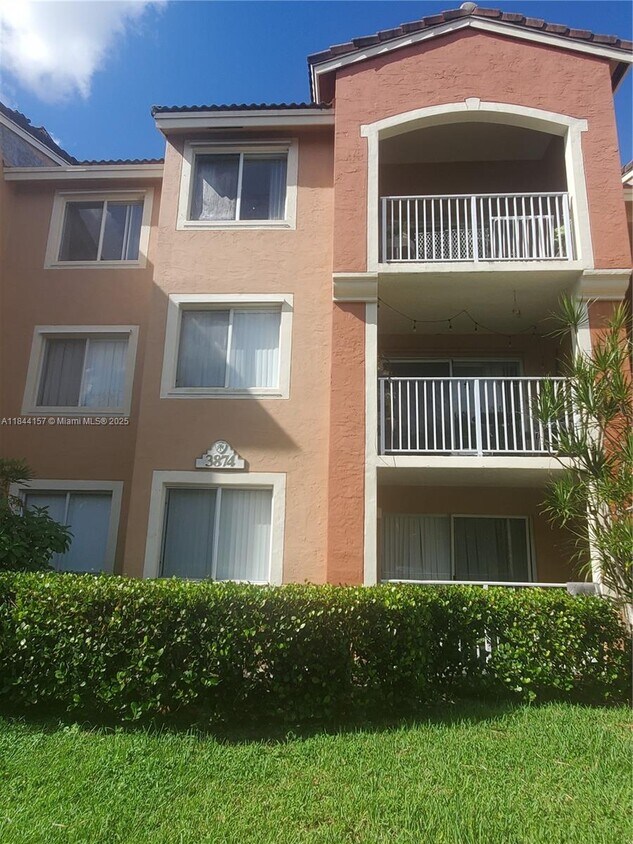 Foto principal - 3874 Lyons Rd