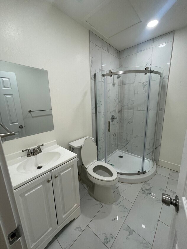 Primary Photo - 1405 Sherrill St