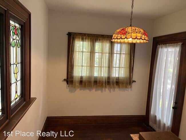 Building Photo - 5 br, 2.5 bath House - 50 E Northwood Ave