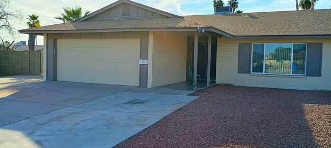 Building Photo - 3545 W Banff Ln.