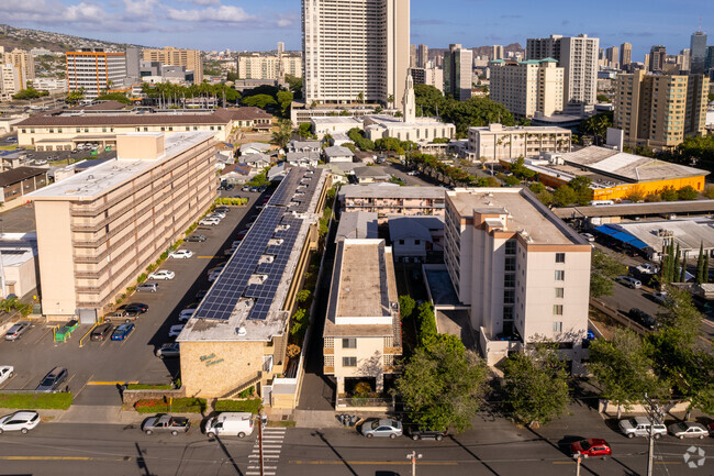 Aerial Photo - 1317 Makiki St