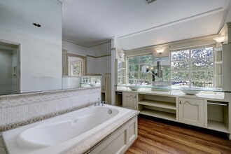 Building Photo - 3020 San Felipe St