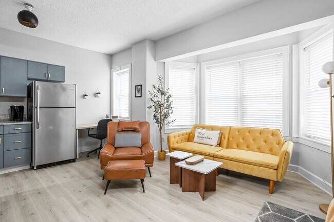 Foto del edificio - 230 E 9th St