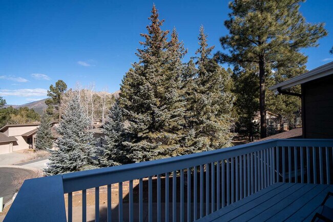 Building Photo - 4530 Red Fox Ln