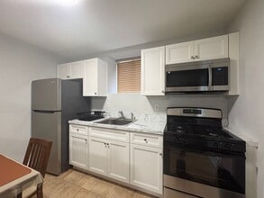 Building Photo - 193 Eltingville Blvd