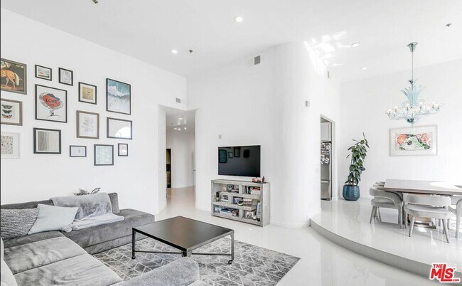 Foto del edificio - 840 Croft Ave