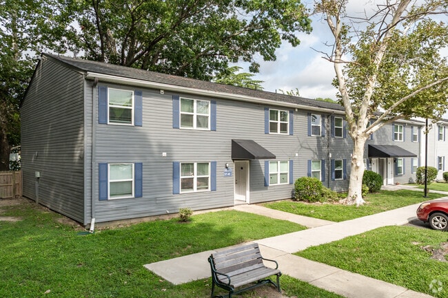 Building Photo - Waverly at Oyster Point