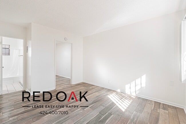Foto del edificio - 7139 E Gage Ave