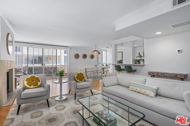 Foto del edificio - 725 S Barrington Ave