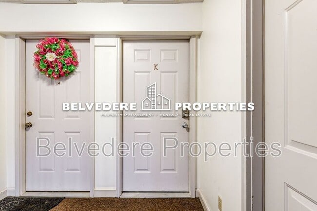 Building Photo - 5934 W Friendly Ave