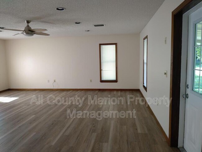 Building Photo - 2190 NE 54th St