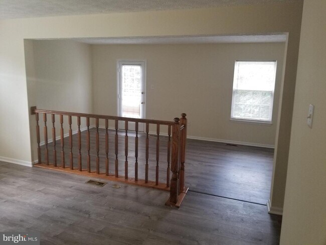 Building Photo - 113 Coral Reef Terrace