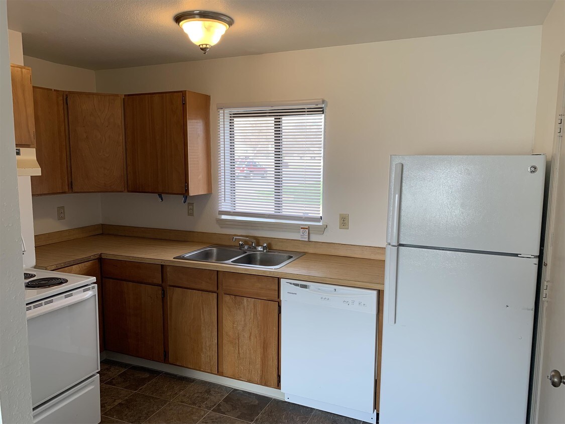 2390 American Legion Blvd Unit 1, Mountain Home, ID 83647 Apartment