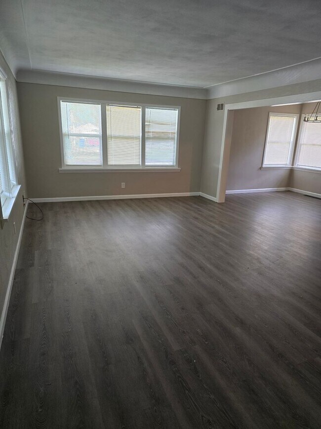 Foto del edificio - 641 N 38th St