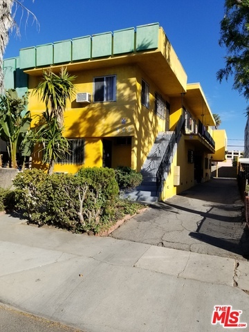 Primary Photo - 952 N Hudson Ave