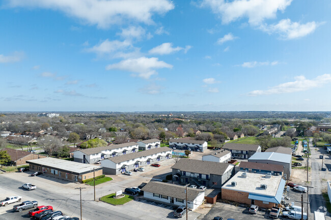 Foto del edificio - The Lillian Crossroads