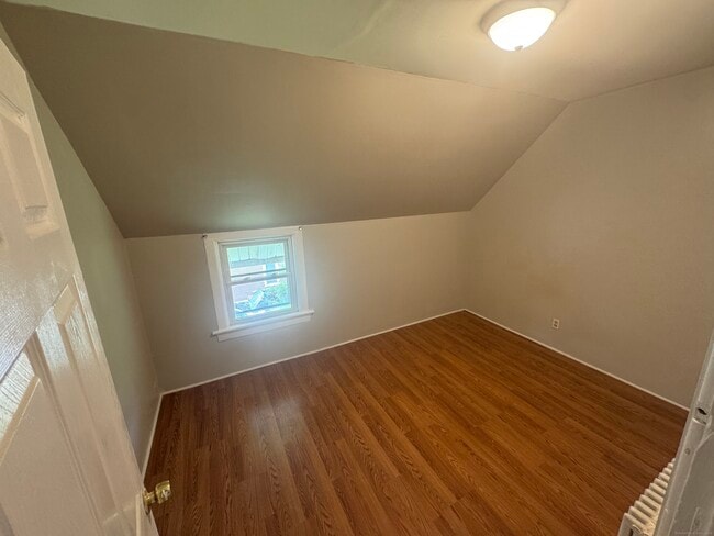 Building Photo - 139 Winthrop St
