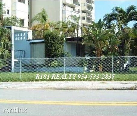 Foto del edificio - 2 br, 2 bath Condo - 3110 Auramar St a