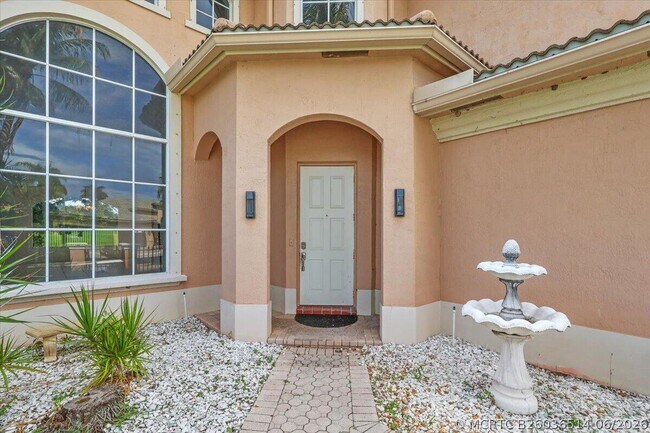 Foto del edificio - 1831 Waldorf Dr