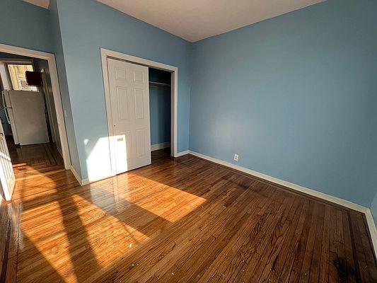 Foto del edificio - 3 bedroom in BRONX NY 10473