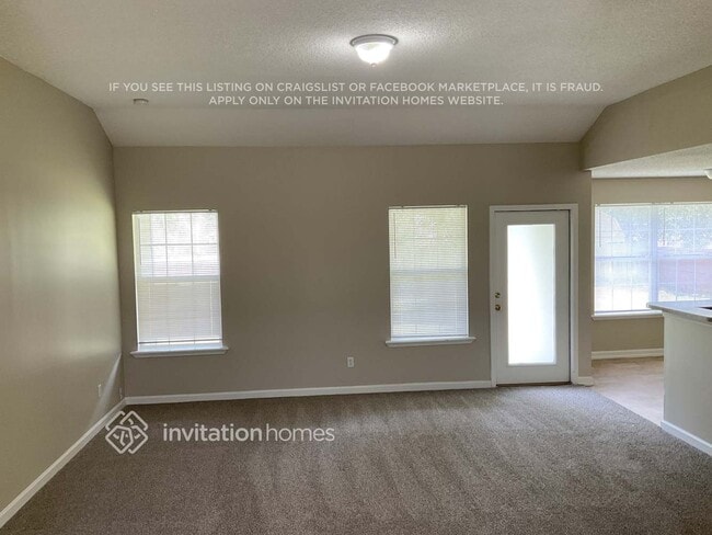 Building Photo - 7041 Vida Ln