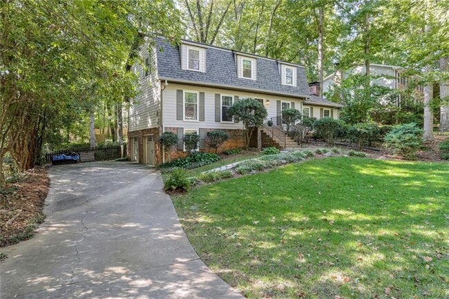 Building Photo - 4624 Mountain Creek Dr