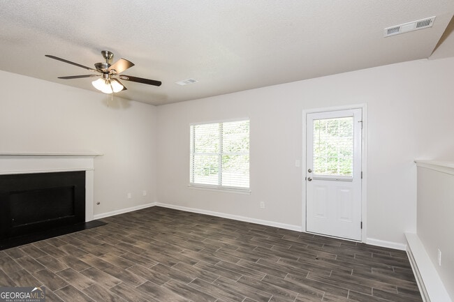 Building Photo - 3717 Waldrop Hills Dr