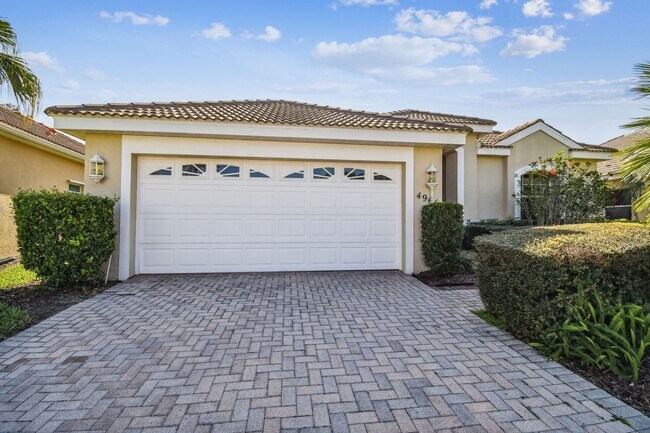 Foto del edificio - 3 Bed, 2 Bath Single Family Home in Sarasota