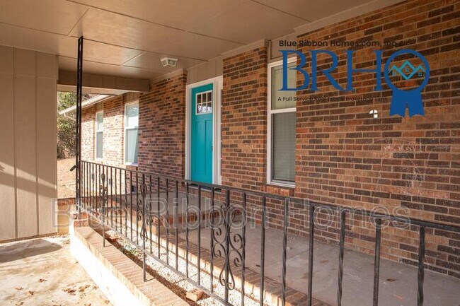 Foto del edificio - 501 Idlewood Ln