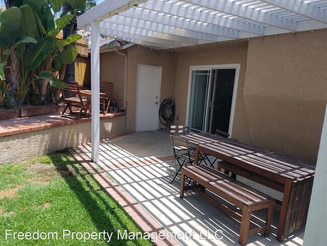 Building Photo - 4 br, 2 bath House - 28041 Ebson