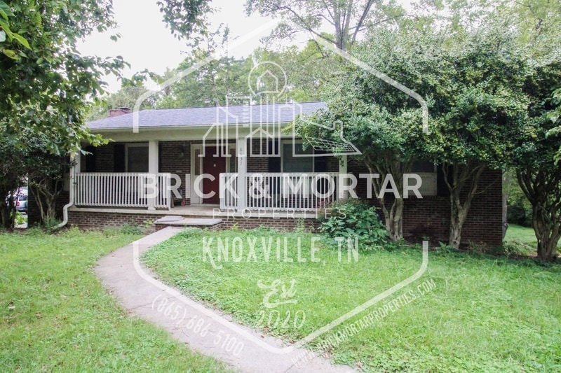 Foto principal - 8637 Glen Echo Dr