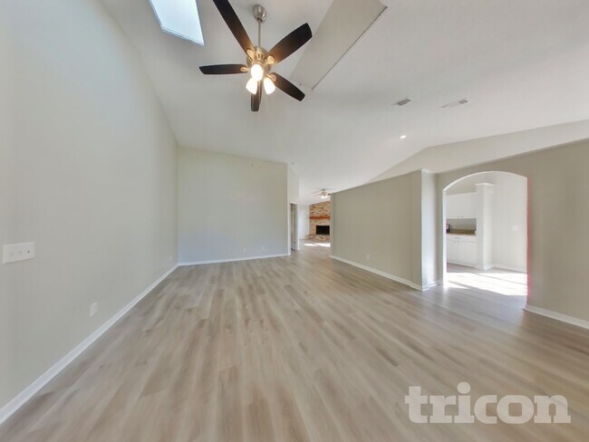 Foto del edificio - 1021 Whittier Cir