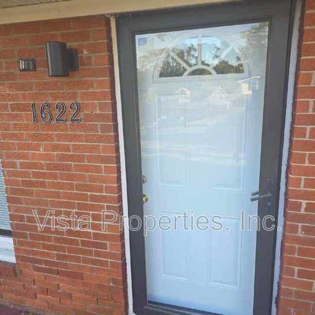 Building Photo - 1622 Haskin Ave