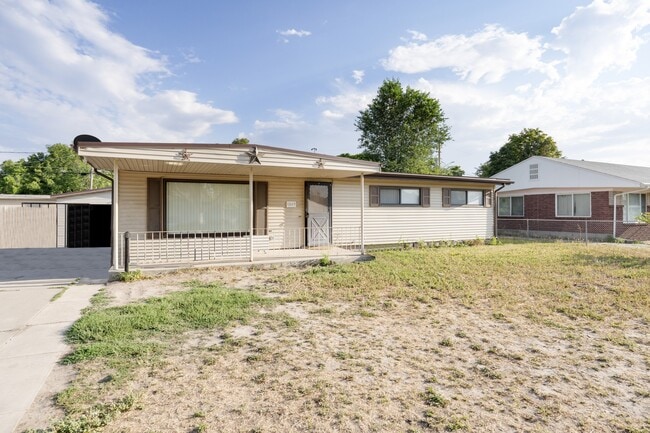 Building Photo - 1849 W 3255 S