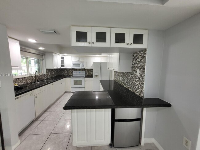 Foto del edificio - 9749 SW 213th Terrace