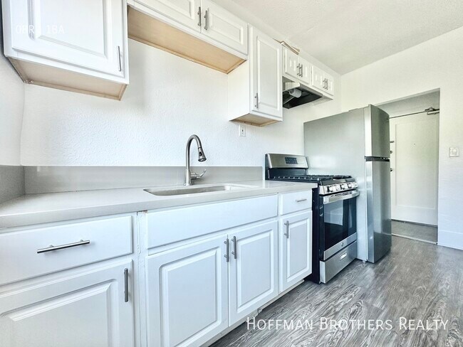 Foto del edificio - 1454 W 3rd St